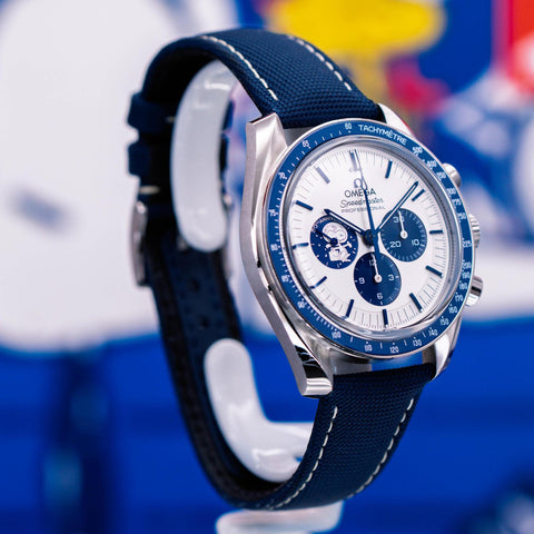 Omega Speedmaster 'Silver Snoopy Award' 310.32.42.50.02.001