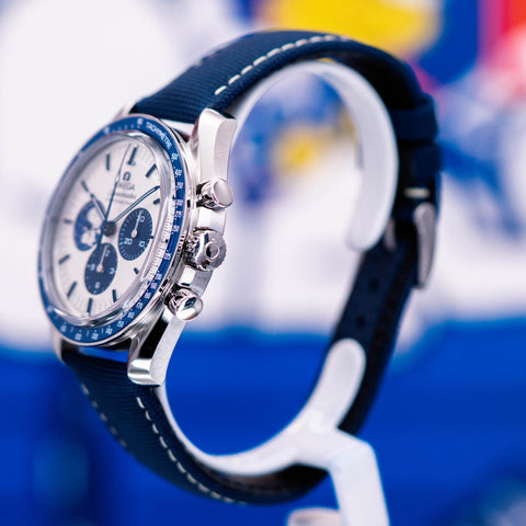 Omega Speedmaster 'Silver Snoopy Award' 310.32.42.50.02.001