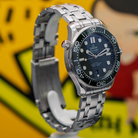 Omega Seamaster Diver 300M Green Seaweed 210.30.42.20.10.001