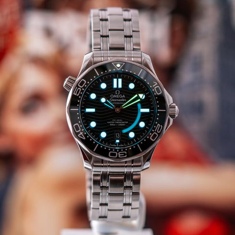 Omega Seamaster Diver 300M “Seaweed” Green Dial 42mm 210.30.42.20.10.001