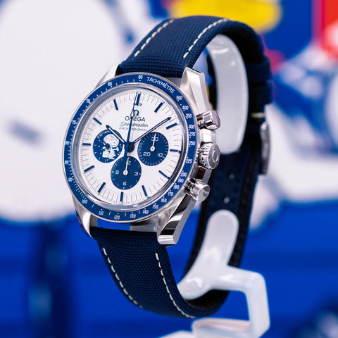 Omega Speedmaster 'Silver Snoopy Award' 310.32.42.50.02.001
