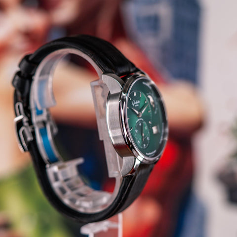  Glashütte Original Panomaticlunar Green laxury watch with right side  image 