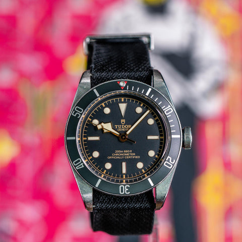Tudor Black Bay Heritage - Bracelet and Clasp Detail
