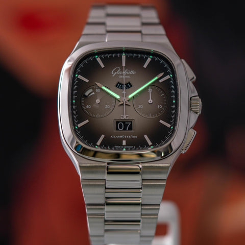 Glashütte Original Seventies Chronograph Panorama Date 1-37-02-05-02-70