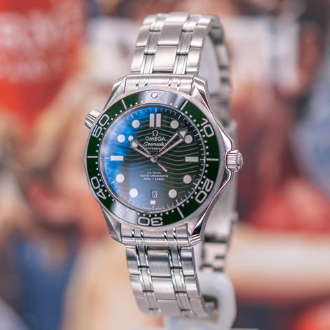 Omega Seamaster Diver 300M “Seaweed” Green Dial 42mm 210.30.42.20.10.001