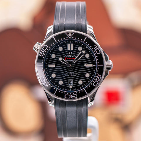 Omega Seamaster Diver 300M Black Dial Rubber Strap 210.32.42.20.01.001