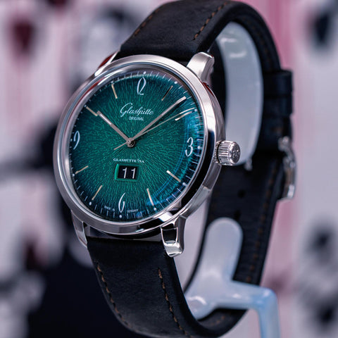 Glashütte Original Sixties Panorama Date 2-39-47-04-02-04