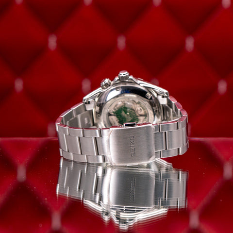 Seiko Prospex Alpinist SPB341J1 Thailand Seub Nakhasathien Limited Edition - Bracelet and Clasp Detail
