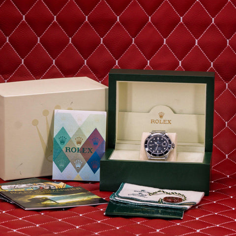 Rolex Submariner Date 16610