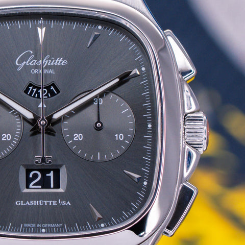 Glashütte Original Seventies Chronograph Panorama Date 1-37-02-01-02-33