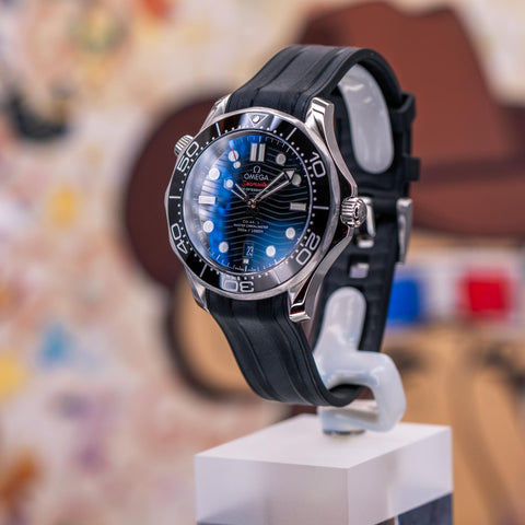 Omega Seamaster Diver 300M Black Dial Rubber Strap 210.32.42.20.01.001