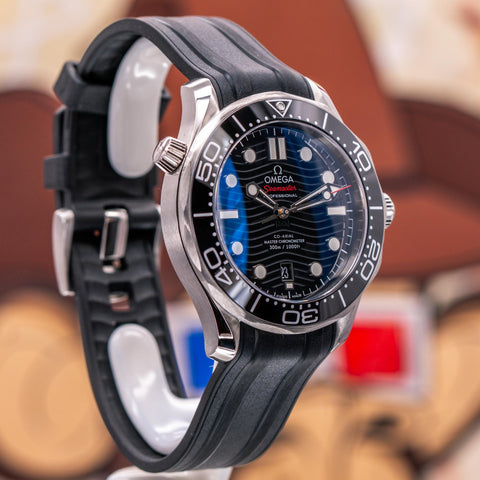 Omega Seamaster Diver 300M Black Dial Rubber Strap 210.32.42.20.01.001