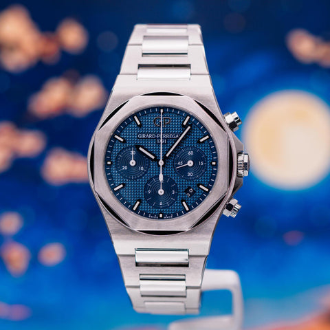 Girard-Perregaux Laureato Chronograph Blue Dial Steel Bracelet 81020-11-431-11A