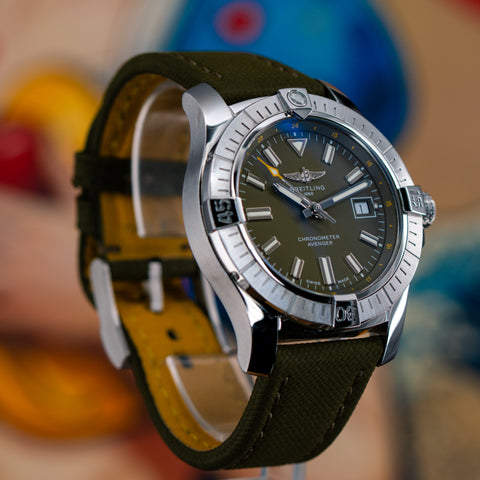 Breitling Avenger A17318101L1X1