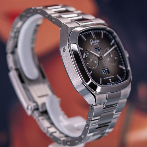 Glashütte Original Seventies Chronograph Panorama Date 1-37-02-05-02-70