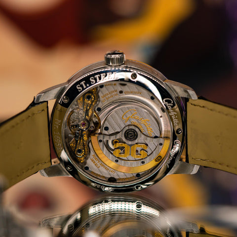  Glashütte Original PanoMaticLunar  laxury watch with back dail image 