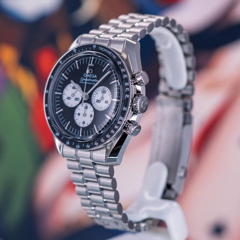 Omega Speedmaster Moonwatch Professional Reverse Panda 310.30.42.50.01.004