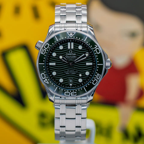 Omega Seamaster Diver 300M Green Seaweed 210.30.42.20.10.001