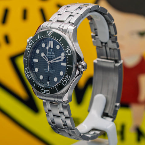 Omega Seamaster Diver 300M Green Seaweed 210.30.42.20.10.001