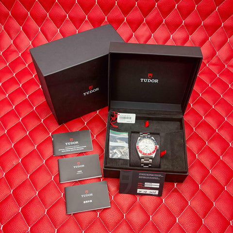 Tudor Black Bay GMT M79830RB-0010