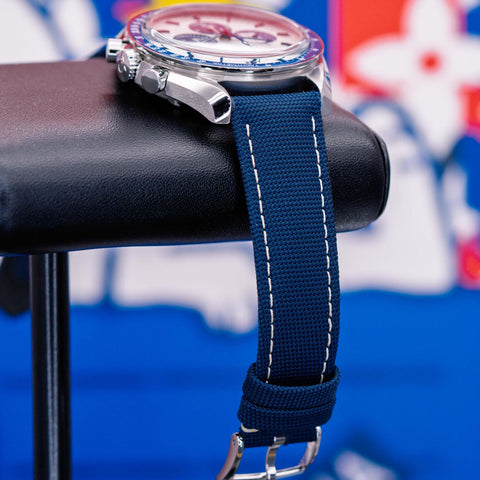 Omega Speedmaster 'Silver Snoopy Award' 310.32.42.50.02.001